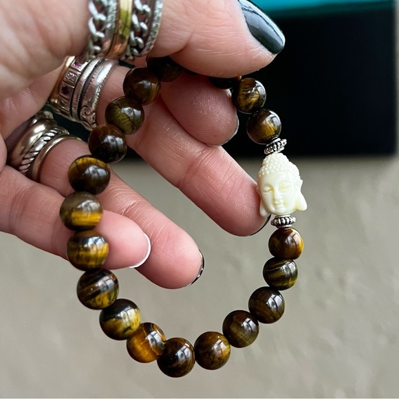 🔴❌ SALE ! red dot items are 2 for $25 . Bundle more than 3 and its $10 each 🙂 - Picture 3 of 9